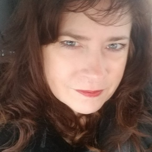 Meet your Posher, Wendy - Picture 1 of 1